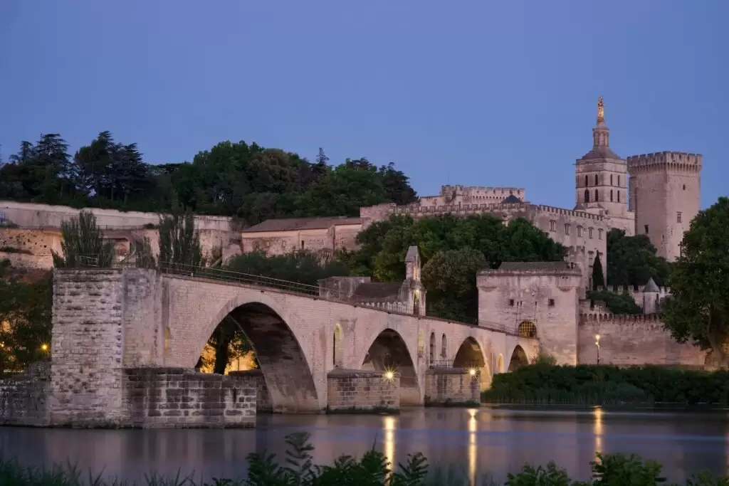 Avignon night scene w/bridge