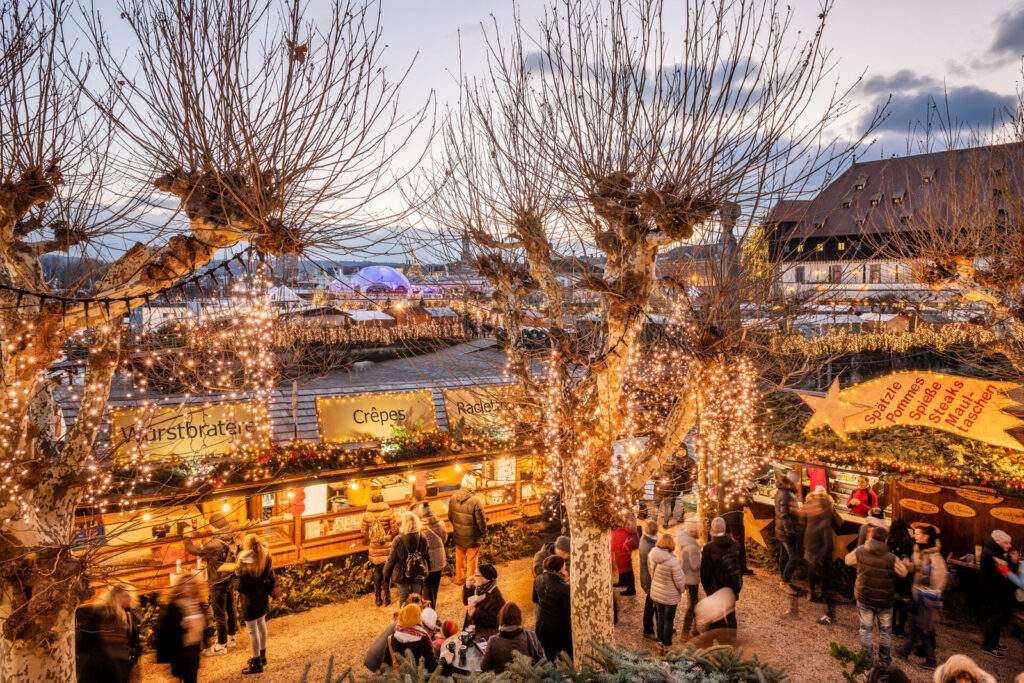 A Border-Hopping Christmas Wonderland: Markets You Can't Miss!