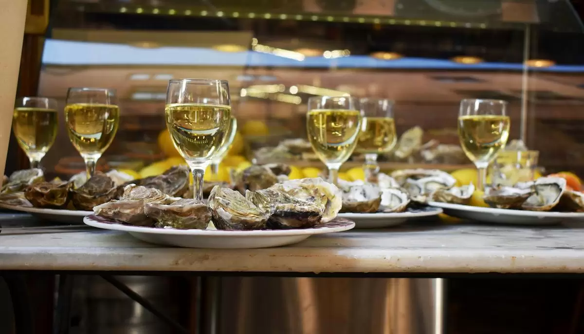 Oysters and wine
